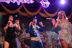 2-Live-Entertainment-Alexanderplatz-All-inclusive-dance-and-party-Knutschfleck-Berlin-2026