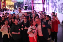 24-Knutschfleck-Variete-und-show-erlebnis-Restaurant-am-Alexanderplatz-Berlin-2026