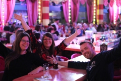 26-Knutschfleck-Variete-und-show-erlebnis-Restaurant-am-Alexanderplatz-Berlin-2026