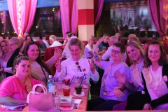55-Knutschfleck-Variete-und-show-erlebnis-Restaurant-am-Alexanderplatz-Berlin-2026