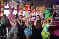 Betser-Gruppen-Brunch-Berlin-Knutschfleck-Dinner-Show-Erlebnis-Restaurant-Variete-und-Super-Club-im-Fernsehturm-Berlin-Alexanderplatz