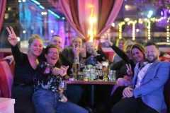 Knutschfleck-Dinner-Show-und-Erlebnisrestaurant-Berlin-Fernsehturm-Alexanderplatz-29