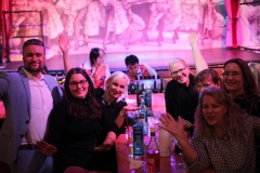 Knutschfleck-Dinner-Show-und-Erlebnisrestaurant-Berlin-Fernsehturm-Alexanderplatz-48