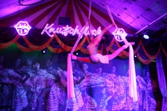 Best-Dinner-Show-Berlin-Knutschfleck-Party-Bar-und-Restaurant-und-Super-Club-Berlin-Fernsehturm-amAlexanderplatz-2026