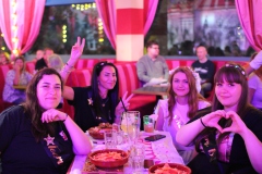 jga-Idee-Knutschfleck-Show-und-Party-Bar-und-Dinner-Show-Restaurant-und-Super-Club-Berlin-Fernsehturm-am-Alexanderplatz-2026