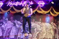 ultimative-Weihnachtsfeier-in-berlin-im-Knutschfleck-Show-und-Party-Bar-und-Dinner-Show-Restaurant-und-Super-Club-Berlin-Fernsehturm-am-Alexanderplatz-2026