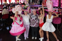 Entertainment-Brunch-Berlin-Knutschfleck-Dinner-Show-Erlebnis-Restaurant-Variete-und-Super-Club-im-Fernsehturm-Berlin-Alexanderplatz-2
