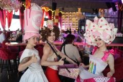 bestes-Erlebnis-in-Berlin-Brunch-Berlin-Knutschfleck-Dinner-Show-Erlebnis-Restaurant-Variete-und-Super-Club-im-Fernsehturm-Berlin-Alexanderplatz