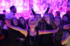 Knutschfleck-Variete-und-show-erlebnis-Restaurant-am-Alexanderplatz-Berlin13