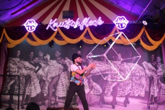Knutschfleck-Variete-und-show-erlebnis-Restaurant-am-Alexanderplatz-Berlin2