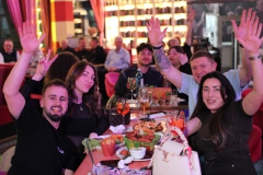 Knutschfleck-Variete-und-show-erlebnis-Restaurant-am-Alexanderplatz-Berlin-2026-11