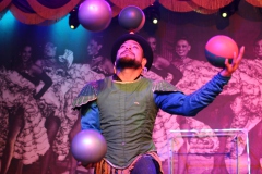 Bester-Berlin-Brunch-Knutschfleck-Event-Restaurant-Show-Bar-Fruehstueck-Alexanderplatz-Berlin-Geschenk-Idee-11