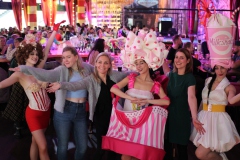 Bester-Berlin-Brunch-Knutschfleck-Event-Restaurant-Show-Bar-Fruehstueck-Alexanderplatz-Berlin-Geschenk-Idee-7