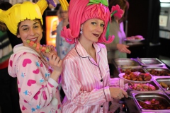 Bester-Berlin-Brunch-Knutschfleck-Event-Restaurant-Show-Bar-Fruehstueck-Alexanderplatz-Berlin-Geschenk-Idee-8