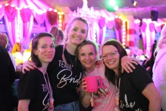 Beste-Party-Bar-Berlin-Knutschfleck-Variete-und-Show-Erlebnis-Restaurant-Fernsehturm-Alexanderplatz-19.01.2026-00