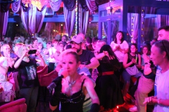 Beste-Party-Bar-Berlin-Knutschfleck-Variete-und-Show-Erlebnis-Restaurant-Fernsehturm-Alexanderplatz-19.01.2026-23