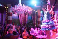 Wilde-Matilde-Variete-Show-Bar-Cafe-Deutsches-Restaurant-Fruehstuecks-Lokal-Nikolaiviertel-Berlin-2