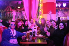 Wilde-Matilde-Variete-Show-Bar-Cafe-Deutsches-Restaurant-Fruehstuecks-Lokal-Nikolaiviertel-Berlin-25