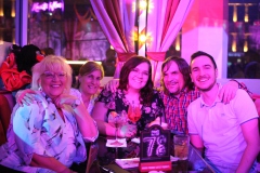 Wilde-Matilde-Variete-Show-Bar-Cafe-Deutsches-Restaurant-Fruehstuecks-Lokal-Nikolaiviertel-Berlin-34