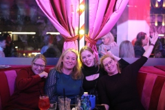 Wilde-Matilde-Variete-Show-Bar-Cafe-Deutsches-Restaurant-Fruehstuecks-Lokal-Nikolaiviertel-Berlin-74