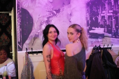 Wilde-Matilde-Variete-Show-Bar-Cafe-Deutsches-Restaurant-Fruehstuecks-Lokal-Nikolaiviertel-Berlin-83