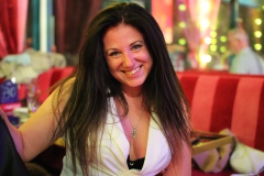Girlsnight-and-JGA-Entertainment-Bar-and-Variete-Dinner-Show-knutschfleck-Restaurant-Berlin-Alexanderplatz-2026