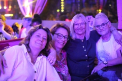 50-best-Entertainment-Bar-and-Variete-Dinner-Show-Restaurant-Berlin-Alexanderplatz-2026