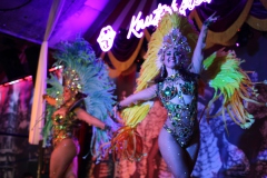 Beste-Abend-Unterhaltung-fuer-Gruppen-Berlin-Knutschfleck-Erlebnis-Restaurant-und-Variete-Show-Bar-Berliner-Alexanderplatz-aktuell-2026