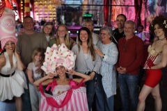 Generation-s-Brunch-in-Berlin-mit-unterhaltung-fuer-Gruppen-im-Knutschfleck-Show-und-Party-Bar-und-Dinner-Show-Restaurant-und-Super-Club-Berlin-Fernsehturm-am-Alexanderplatz-2026