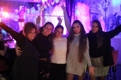 Girlsnight-and-best-Entertainment-Bar-and-Variete-Dinner-Show-knutschfleck-Restaurant-Berlin-Alexanderplatz-2026