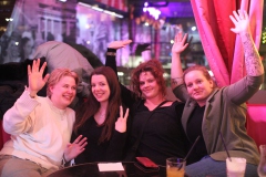 Bestes-Event-in-Berlin-Variete-Show-Dinner-und-Party-Bar-KnutschfleckErlebnisrestaurant-Alexanderplatz-2026-6