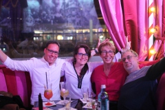 Knutschfleck-Variete-und-show-erlebnis-Restaurant-am-Alexanderplatz-Berlin-2026-25