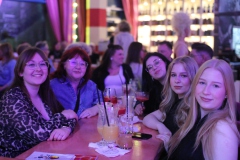 Knutschfleck-Variete-und-show-erlebnis-Restaurant-am-Alexanderplatz-Berlin-2026-30
