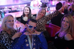 Knutschfleck-Variete-und-show-erlebnis-Restaurant-am-Alexanderplatz-Berlin-2026-6