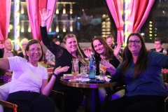 Knutschfleck-Dinner-Show-Theater-Berlin-Erlebnisrestaurant-im-Fernsehturm-5