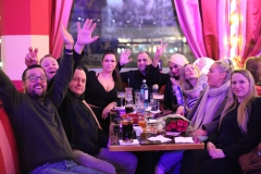 angesagte-Eventlocation-in-berlin-Dinner-Show-Bar-Knutschfleck-Variete-Erlebnisrestaurant-Super-Club-am-Alexanderplatz-Fernsehturm-fuer-Gruppen