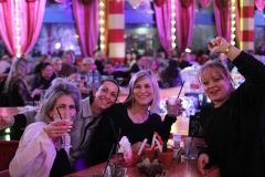 Knutschfleck-Variete-und-show-erlebnis-Restaurant-am-Alexanderplaty-Berlin41