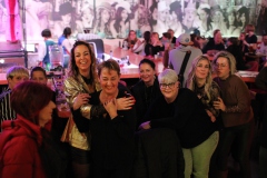 Knutschfleck-Variete-und-show-erlebnis-Restaurant-am-Alexanderplaty-Berlin7