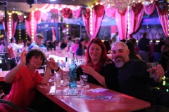 32-best-Entertainment-Bar-and-Variete-Dinner-Show-Restaurant-Berlin-Alexanderplatz-2026