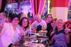 34-best-Entertainment-Bar-and-Variete-Dinner-Show-Restaurant-Berlin-Alexanderplatz-2026