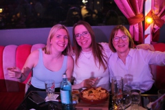 42-best-Entertainment-Bar-and-Variete-Dinner-Show-Restaurant-Berlin-Alexanderplatz-2026