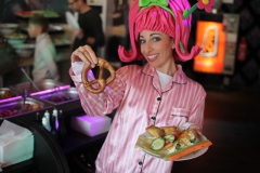 berlin-erlebnis-Brunch-Knutschfleck-Dinner-Show-Erlebnis-Restaurant-Variete-und-Super-Club-im-Fernsehturm-Berlin-Alexanderplatz