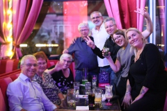 beste-Abend-Idee-fuer-Freitag-Abend-in-Berlin-Erlebnis-Bar-Eventlocation-und-Variete-Restaurant-Knutschfleck-im-Fernsehturm-am-Alexanderplatz-2026