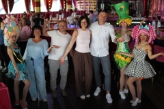 Betser-Gruppen-Brunch-Berlin-Knutschfleck-Dinner-Show-Erlebnis-Restaurant-Variete-und-Super-Club-im-Fernsehturm-Berlin-Alexanderplatz