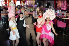 Entertainment-Brunch-Berlin-Knutschfleck-Dinner-Show-Erlebnis-Restaurant-Variete-und-Super-Club-im-Fernsehturm-Berlin-Alexanderplatz