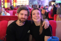 Knutschfleck-Variete-und-show-erlebnis-Restaurant-am-Alexanderplatz-Berlin-2026-1