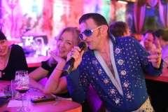Knutschfleck-Variete-und-show-erlebnis-Restaurant-am-Alexanderplatz-Berlin-2026-21