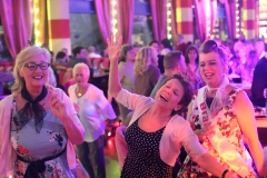 Knutschfleck-Variete-und-show-erlebnis-Restaurant-am-Alexanderplatz-Berlin53