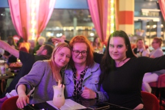 Knutschfleck-Variete-und-show-erlebnis-Restaurant-am-Alexanderplatz-Berlin63