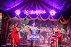 beste-Eventlocation-Berlin-Knutschfleck-Show-Theater-Variete-Bar-Erlebnisrestaurant-im-Fernsehturm-am-Alexanderplatz-38